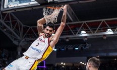 半岛体育官网app-西班牙球队在比赛中展现强劲实力，收获成功