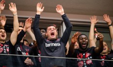 半岛体育登录-关于奥格斯堡球队宣布签下新后卫，强化防线实力的信息