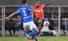 半岛体育亚洲官网-摩纳哥主场惨败波尔多，遭遇四连败