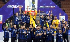 半岛体育官网入口-法国备战意大利，展望国际比赛夺冠的简单介绍