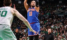 半岛体育课程-关于尼克斯队主教练调整战术，带领球队迎接挑战的信息