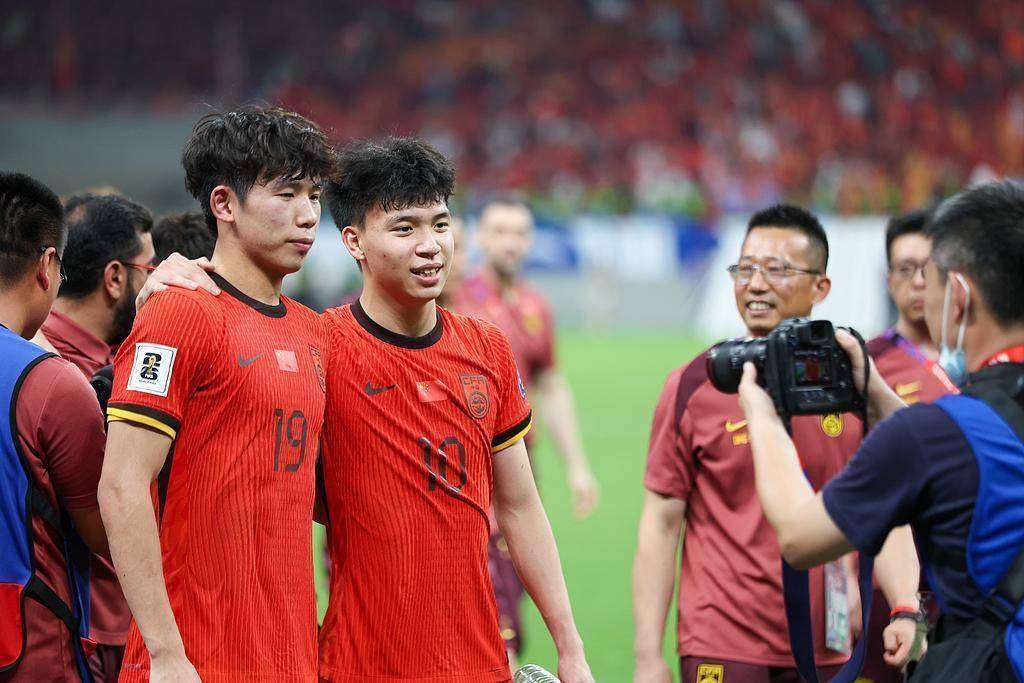 包含蓄势待发！国家队备战热度高涨的词条