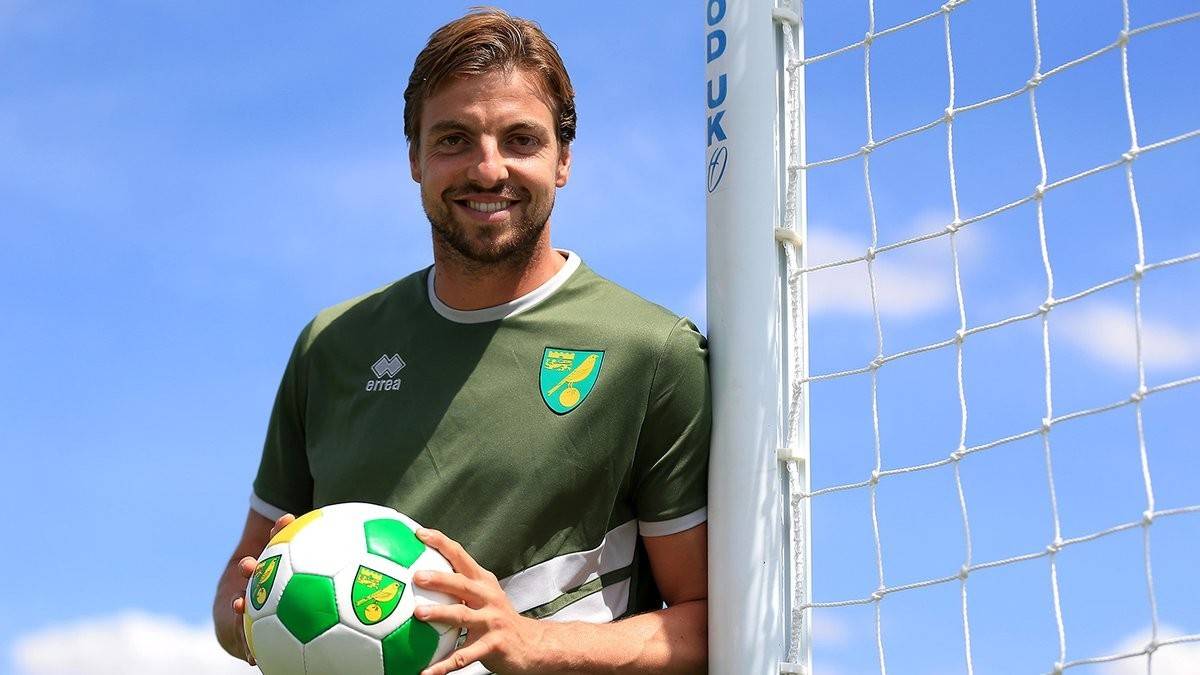 关于雷恩客场拿分，继续保持中游位置的信息