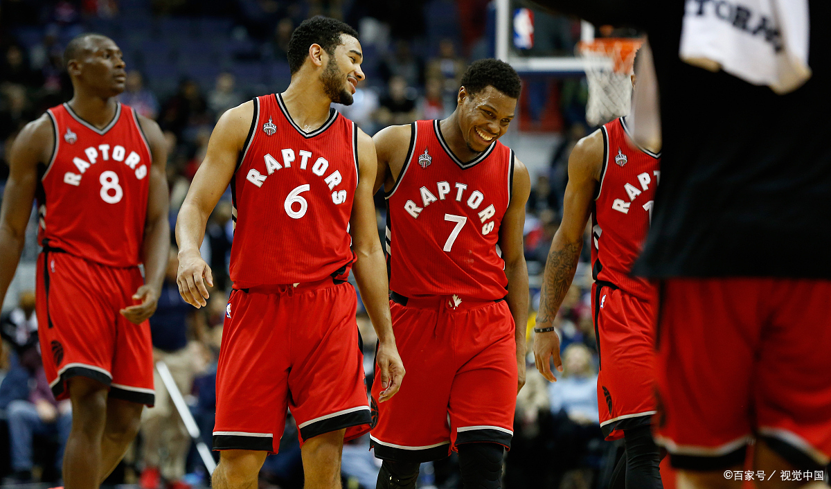 开拓者痛击太阳，轻松取胜