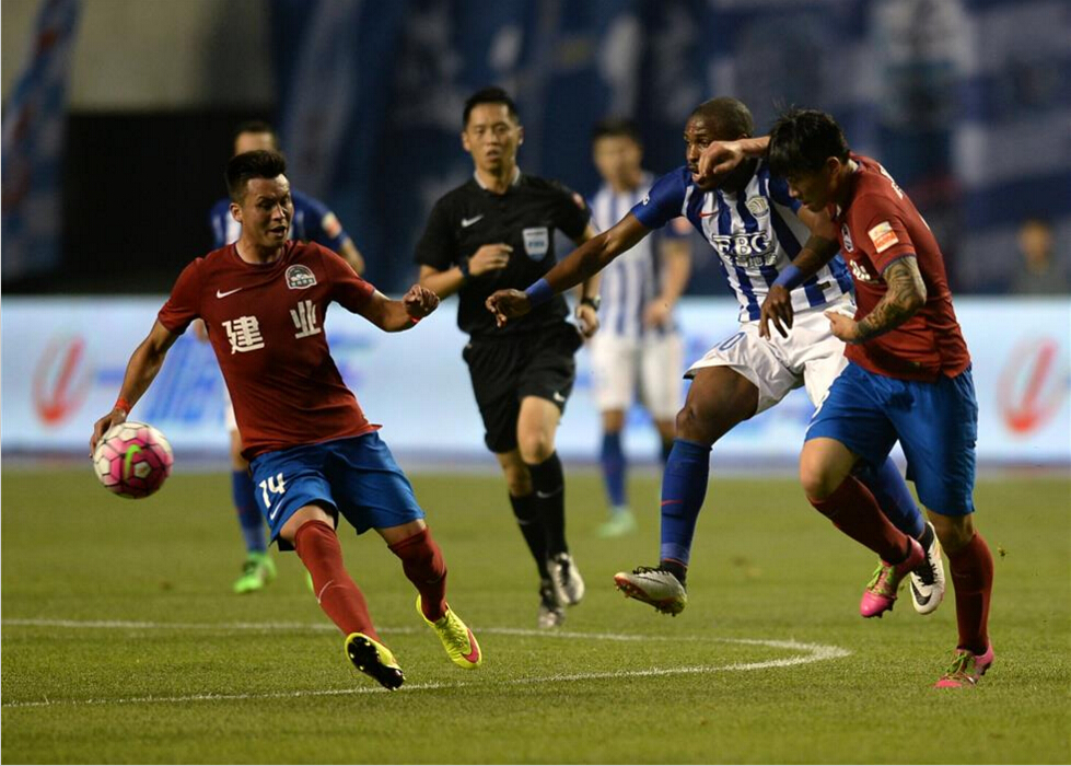 关于河南建业主场击败河北华夏幸福，积分继续攀升的信息