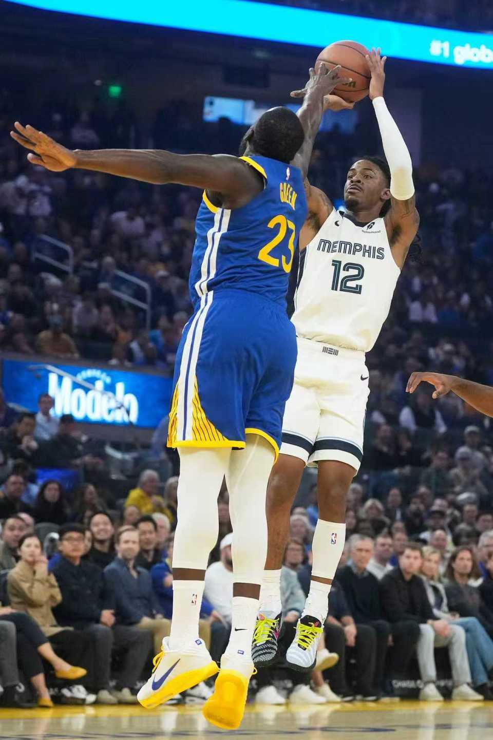 灰熊惨遭勇士逆转，莫兰特独得分